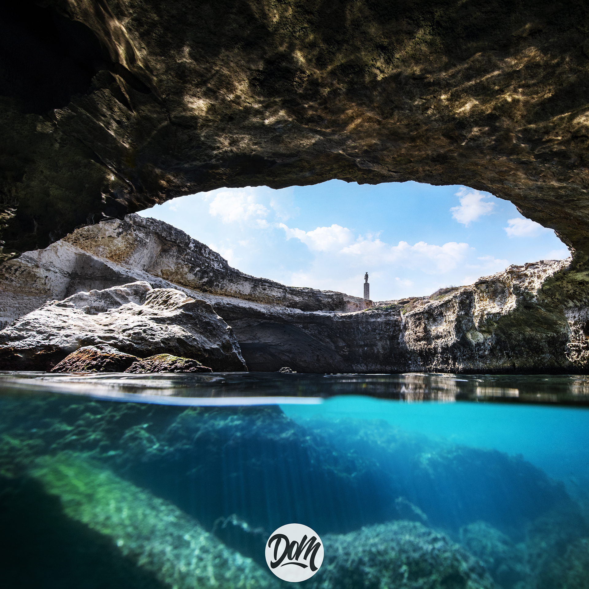 Grotta della poesia underwater